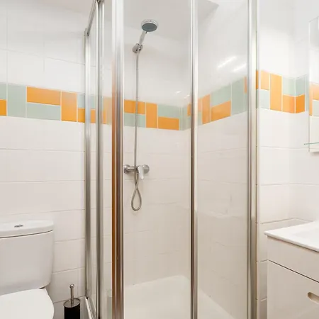 New Airport & Downtown Apartamento