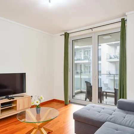 Apartment New Airport & Downtown Santa Cruz (Madeira)