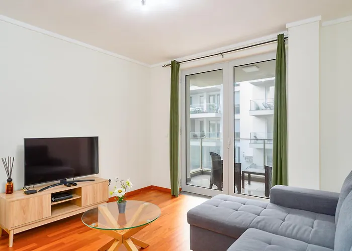 Apartment New Airport & Downtown Santa Cruz (Madeira)