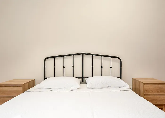 Apartment New Airport & Downtown