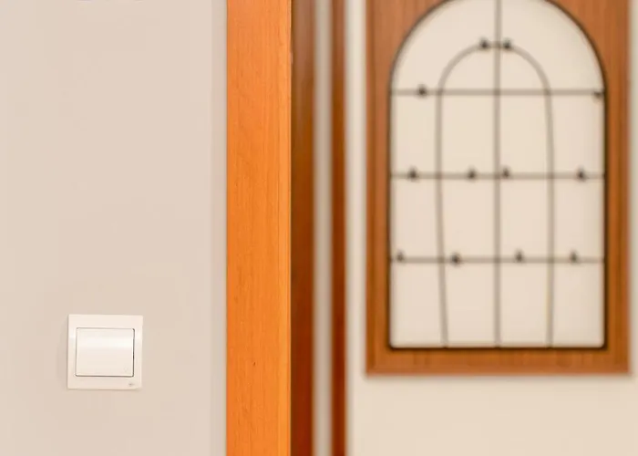 New Airport & Downtown Apartment